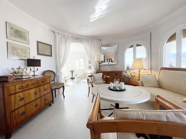 4 Zimmer Villa zu verkaufen in Calpe / Calp mit Garage - 799.000 € (Ref: 9598687)