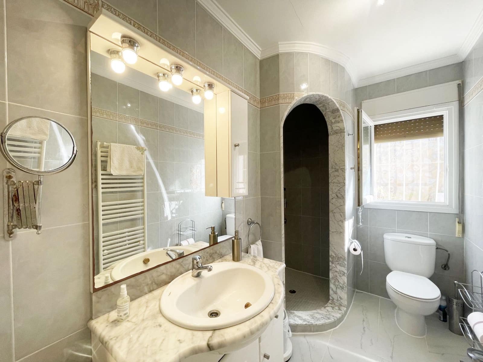 4 slaapkamer Villa te koop in Calpe / Calp met garage - € 799.000 (Ref: 9598687)