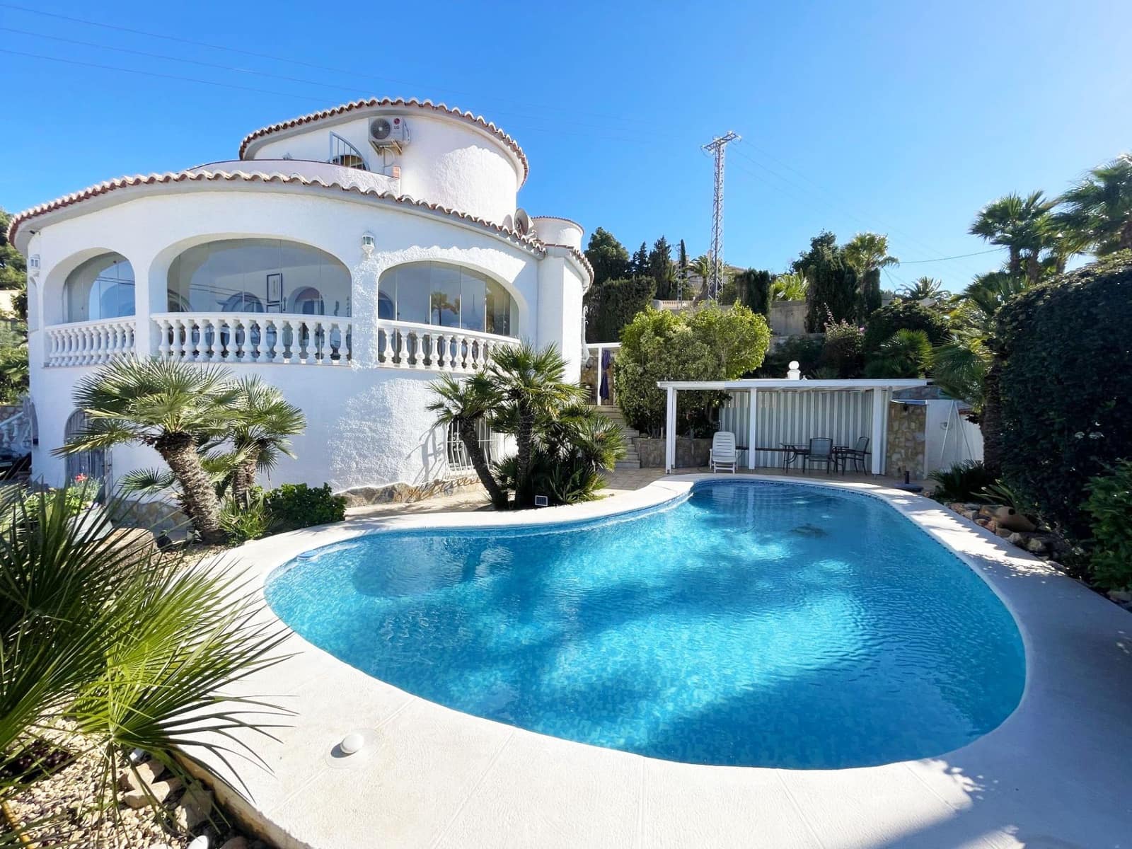 4 slaapkamer Villa te koop in Calpe / Calp met garage - € 799.000 (Ref: 9598687)
