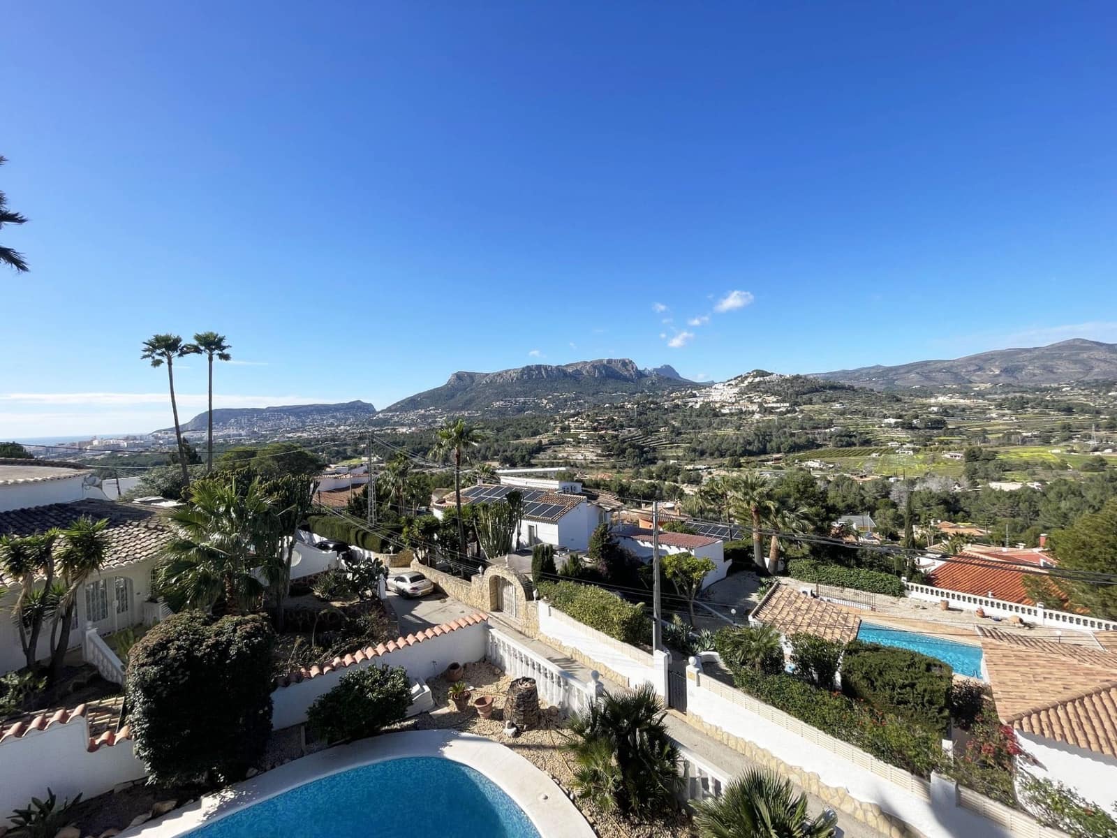 4 slaapkamer Villa te koop in Calpe / Calp met garage - € 799.000 (Ref: 9598687)