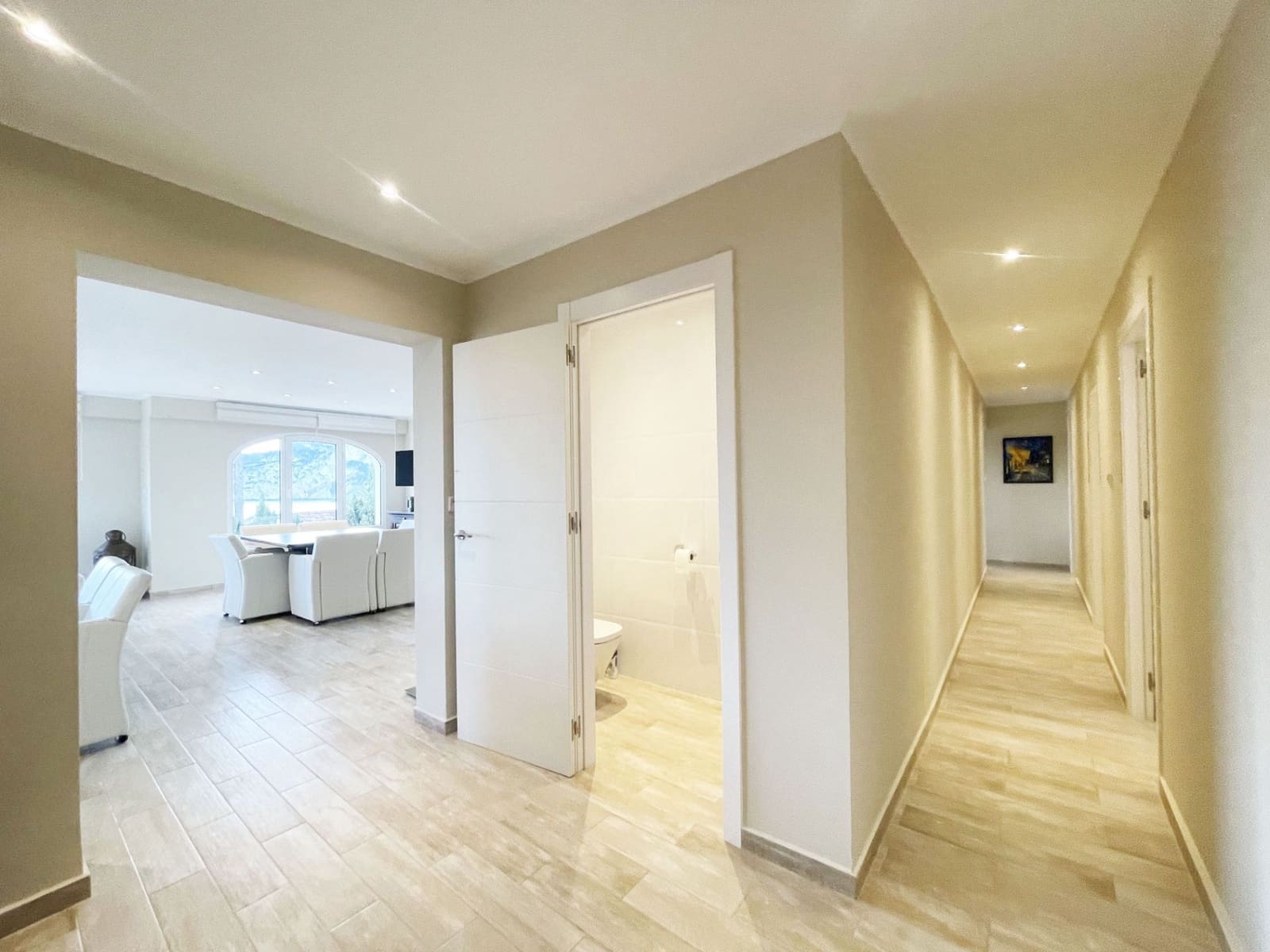 6 sypialnia Willa na sprzedaż w Calpe / Calp z basenem garażem - 899 000 € (Ref: 9607216)