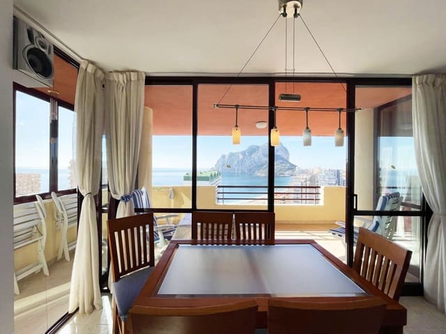 Ático de 3 habitaciones en Calpe / Calp en venta con piscina garaje - 582.000 € (Ref: 9682370)