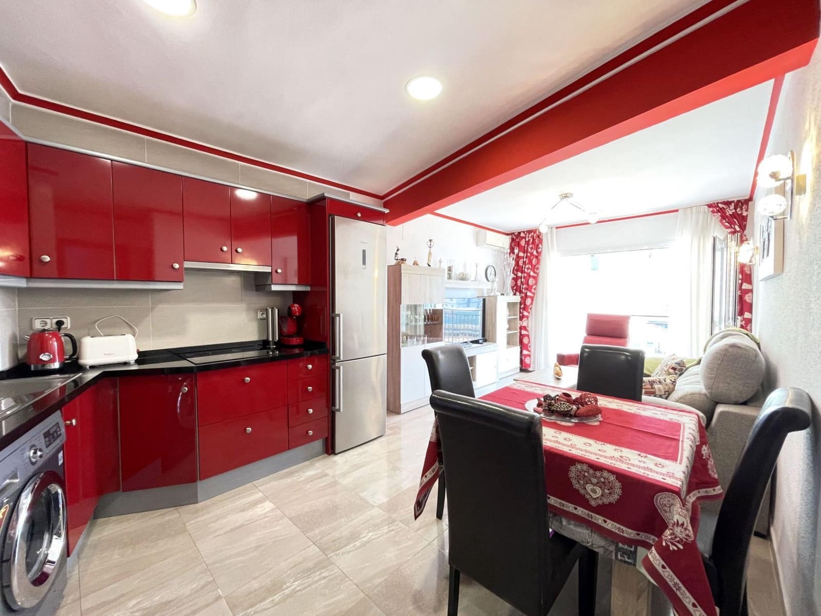 1 bedroom Apartment for sale in Calpe / Calp - € 266,000 (Ref: 9719500)