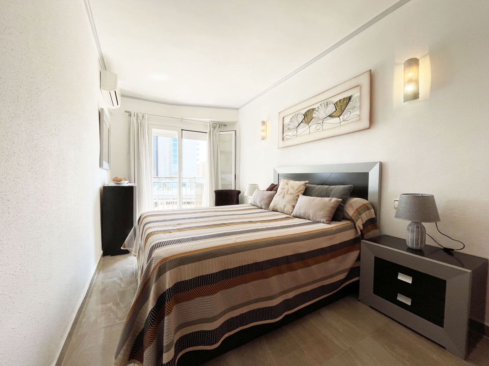 1 bedroom Apartment for sale in Calpe / Calp - € 266,000 (Ref: 9719500)