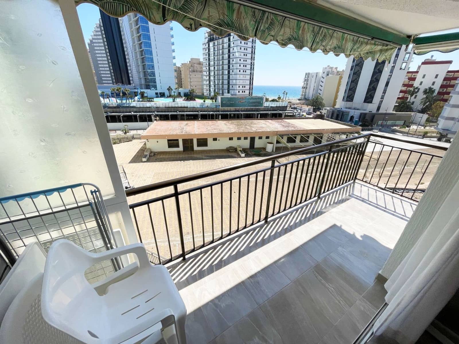 1 bedroom Apartment for sale in Calpe / Calp - € 266,000 (Ref: 9719500)