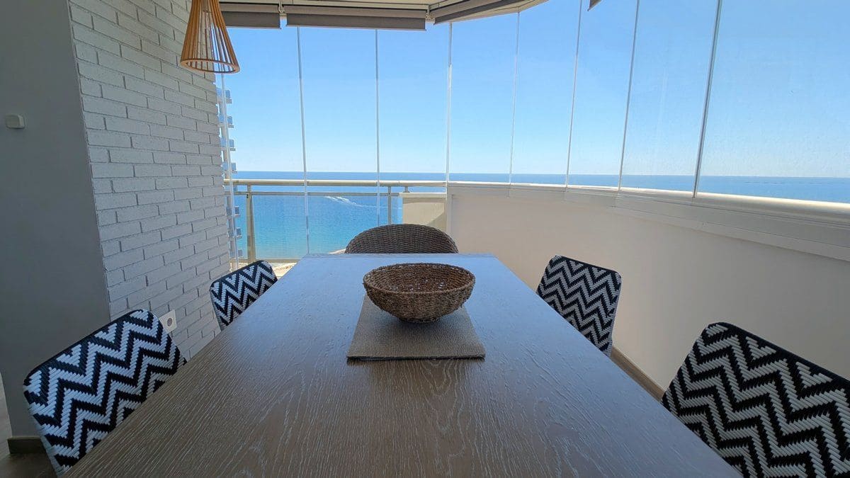 2 soveværelse Lejlighed til salg i Calpe / Calp med swimmingpool garage - € 575.000 (Ref: 9783031)