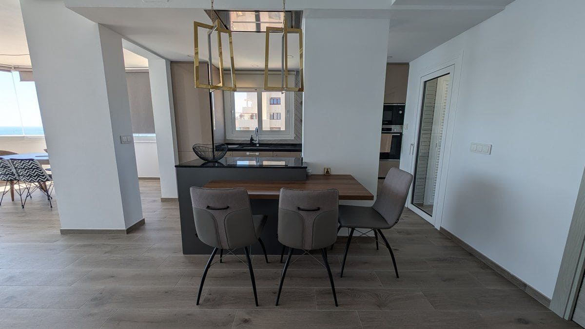 2 soveværelse Lejlighed til salg i Calpe / Calp med swimmingpool garage - € 575.000 (Ref: 9783031)