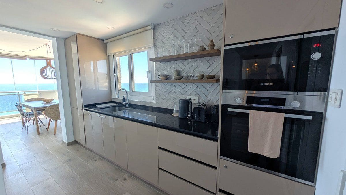 2 soveværelse Lejlighed til salg i Calpe / Calp med swimmingpool garage - € 575.000 (Ref: 9783031)