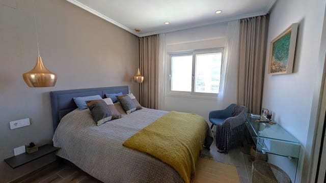 Apartamento de 2 habitaciones en Playa Arenal - Bol, Calpe / Calp en venta con piscina garaje - 575.000 € (Ref: 9783031)