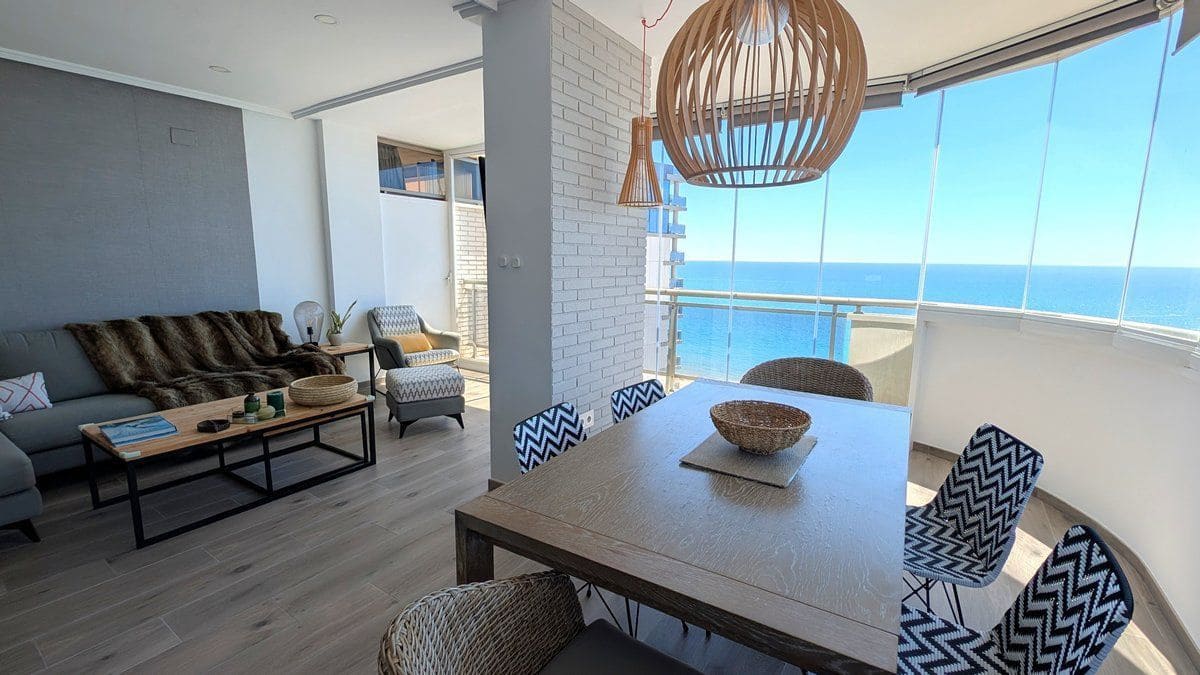 2 soveværelse Lejlighed til salg i Calpe / Calp med swimmingpool garage - € 575.000 (Ref: 9783031)