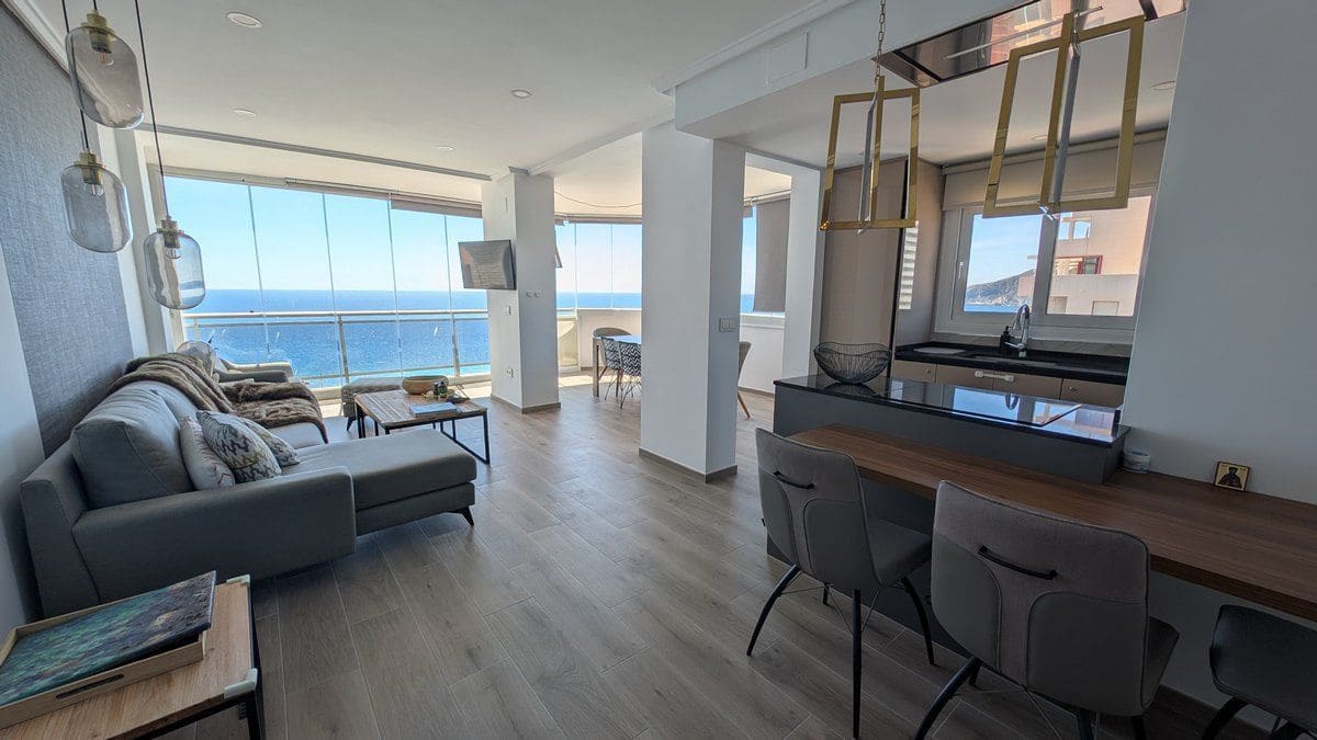 2 soveværelse Lejlighed til salg i Calpe / Calp med swimmingpool garage - € 575.000 (Ref: 9783031)