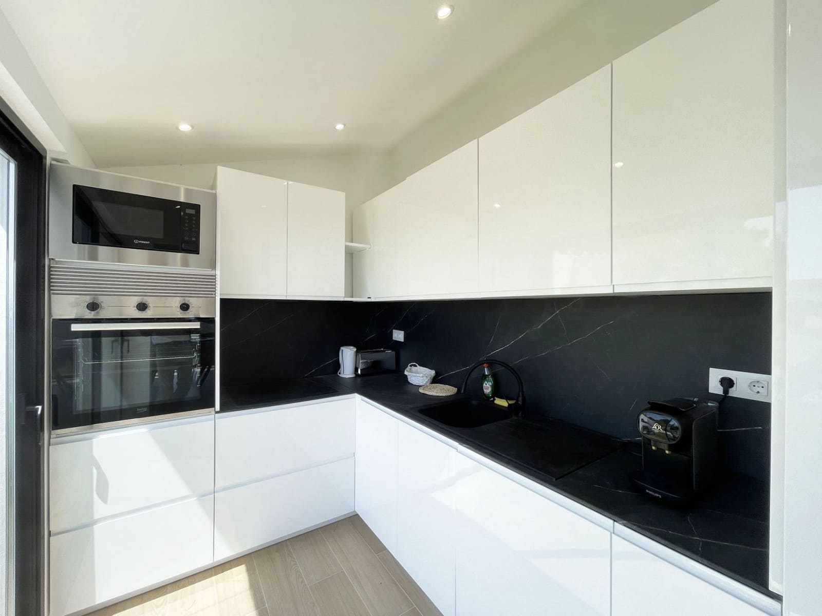 Chalet de 3 habitaciones en Calpe / Calp en venta con piscina garaje - 899.000 € (Ref: 9816995)