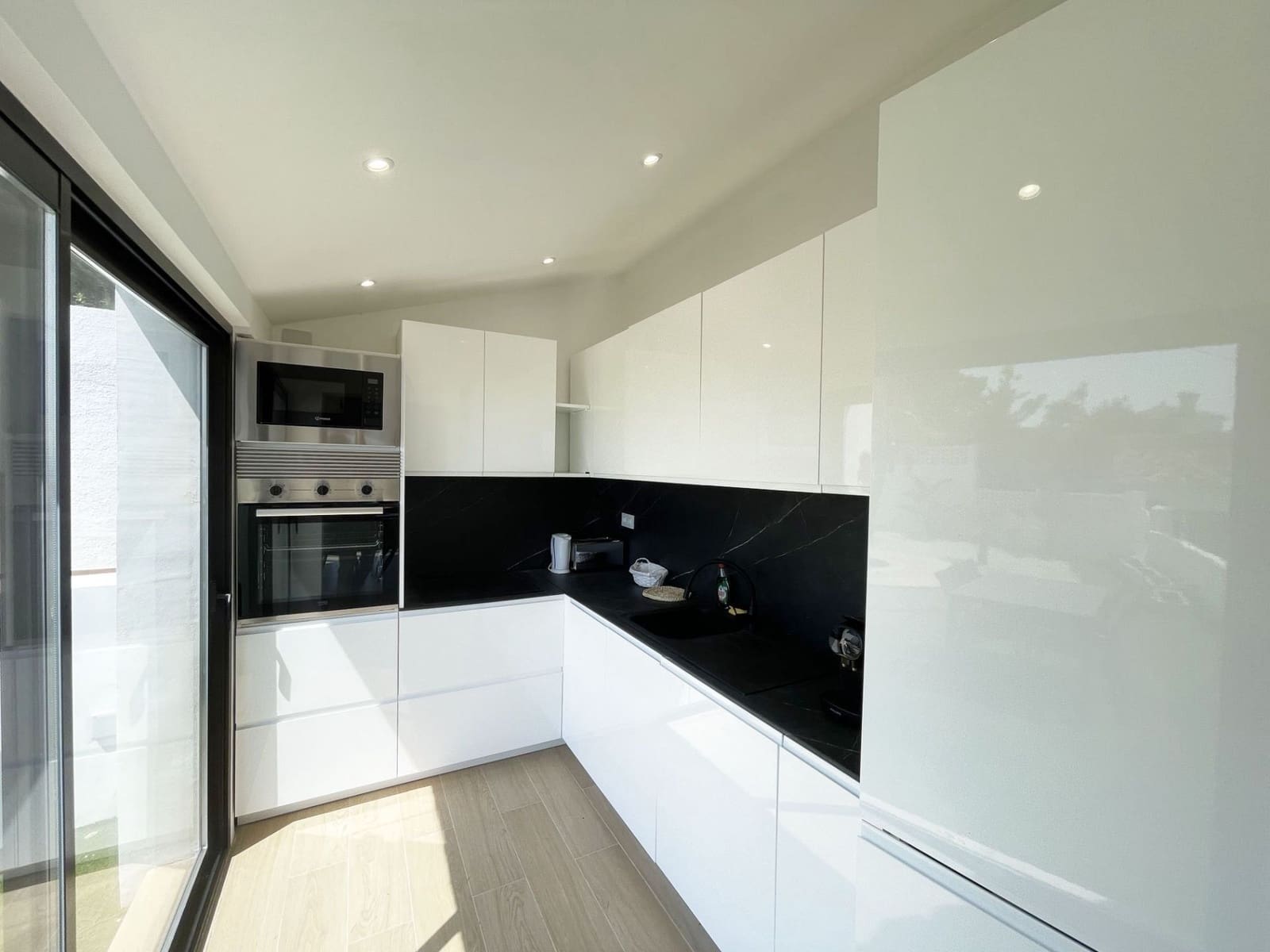 Chalet de 3 habitaciones en Calpe / Calp en venta con piscina garaje - 899.000 € (Ref: 9816995)
