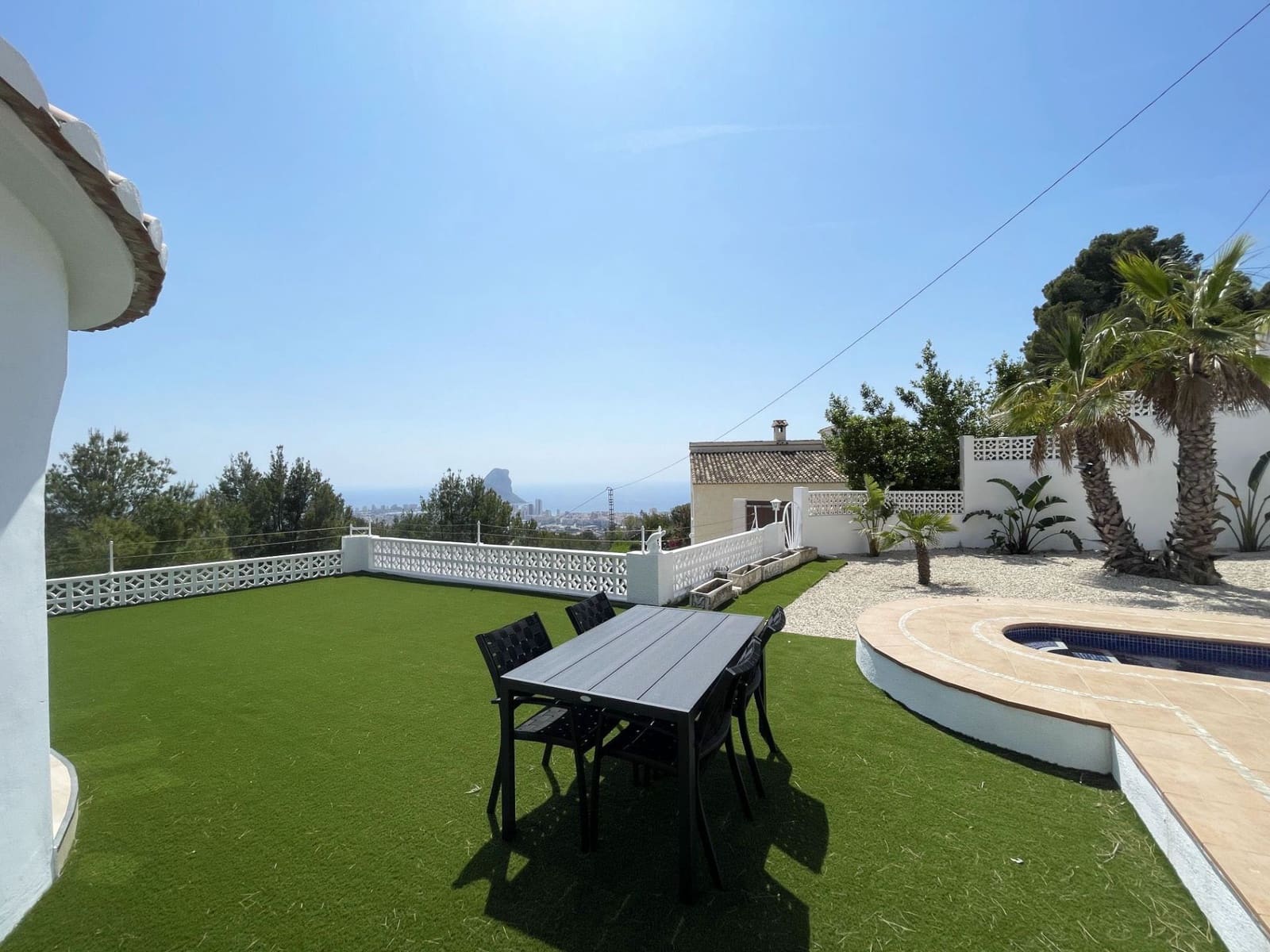 Chalet de 3 habitaciones en Calpe / Calp en venta con piscina garaje - 899.000 € (Ref: 9816995)