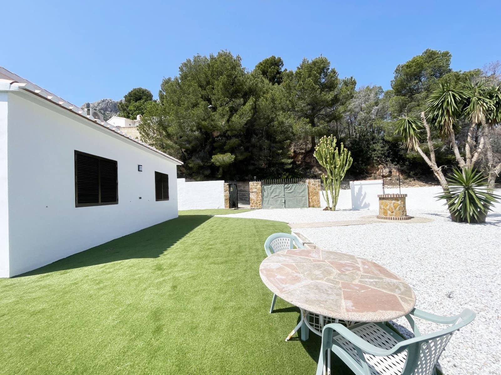 Chalet de 3 habitaciones en Calpe / Calp en venta con piscina garaje - 899.000 € (Ref: 9816995)