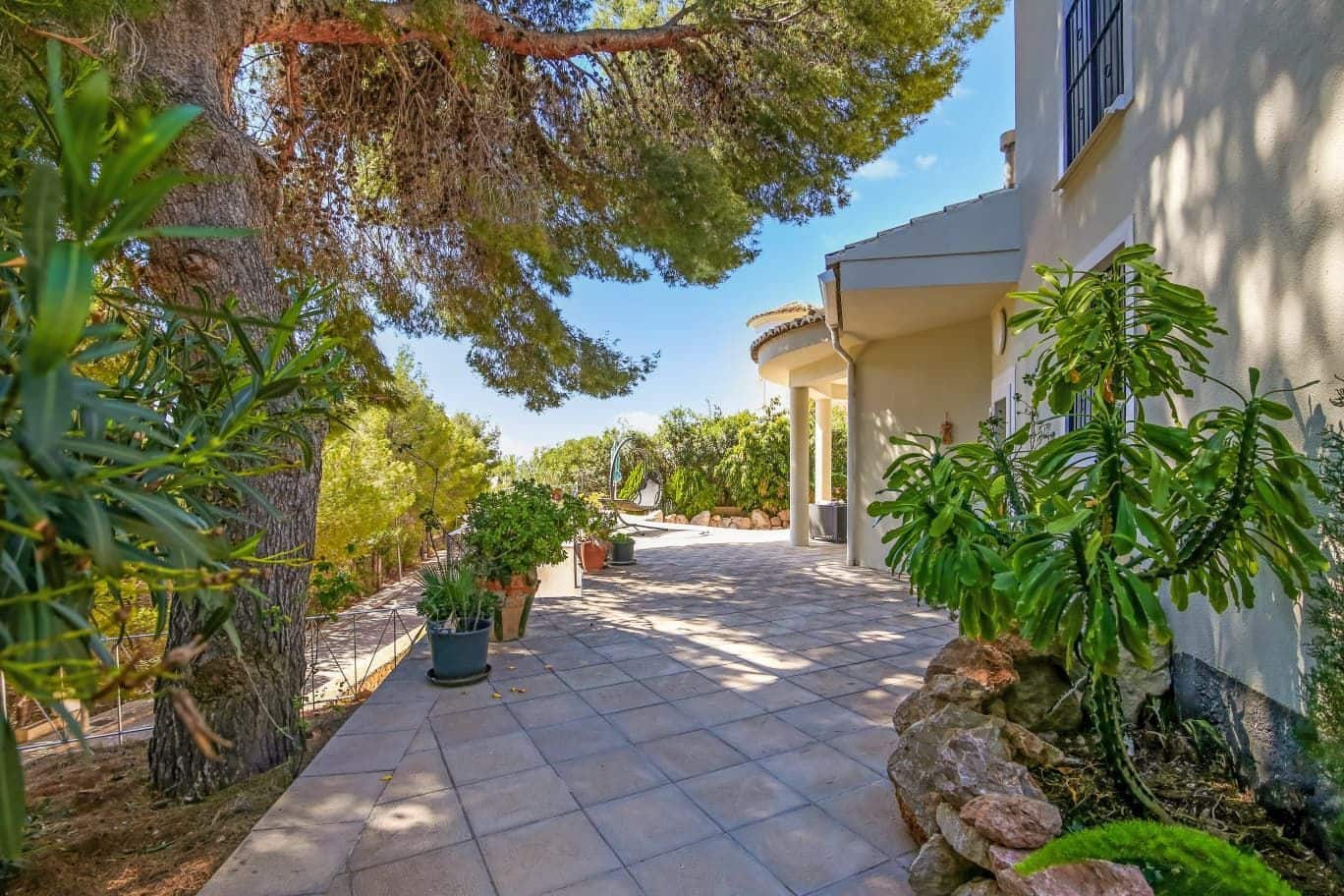 3 slaapkamer Villa te koop in Altea la Vella met zwembad garage - € 530.000 (Ref: 9840818)
