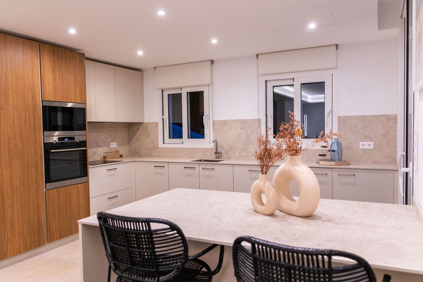 3 bedroom Villa for sale in Altea with pool garage - € 1,650,000 (Ref: 9840820)