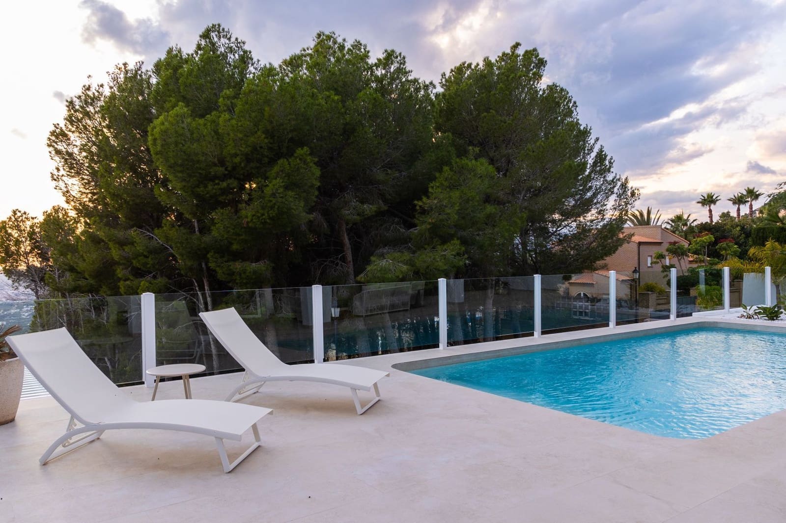3 bedroom Villa for sale in Altea with pool garage - € 1,650,000 (Ref: 9840820)
