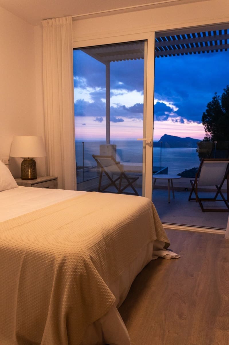 3 bedroom Villa for sale in Altea with pool garage - € 1,650,000 (Ref: 9840820)
