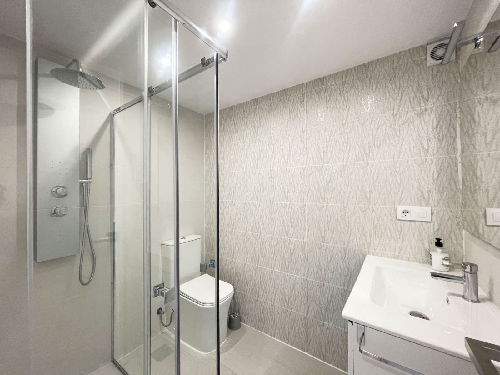 3 quarto Moradia para venda em Calpe / Calp com piscina garagem - 990 000 € (Ref: 9840821)