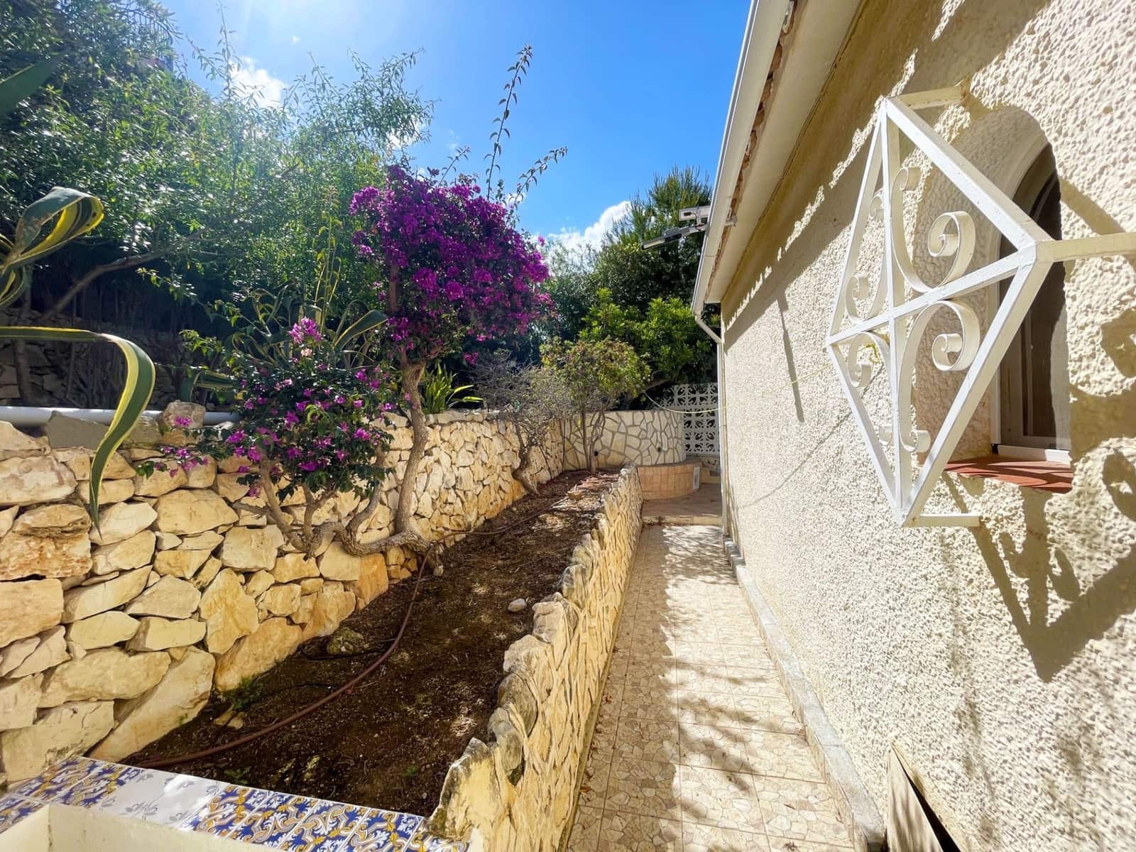 3 quarto Moradia para venda em Calpe / Calp com piscina garagem - 990 000 € (Ref: 9840821)