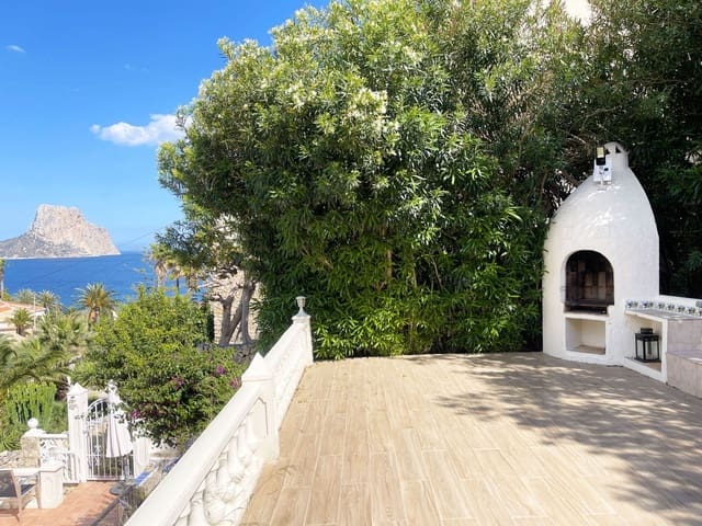 3 slaapkamer Villa te koop in Calpe / Calp met zwembad garage - € 950.000 (Ref: 9840821)