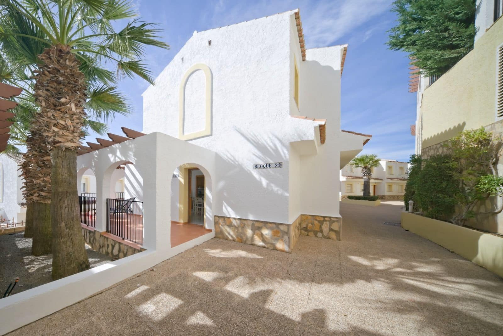 3 slaapkamer Bungalow te koop in Calpe / Calp met zwembad garage - € 318.000 (Ref: 9840827)