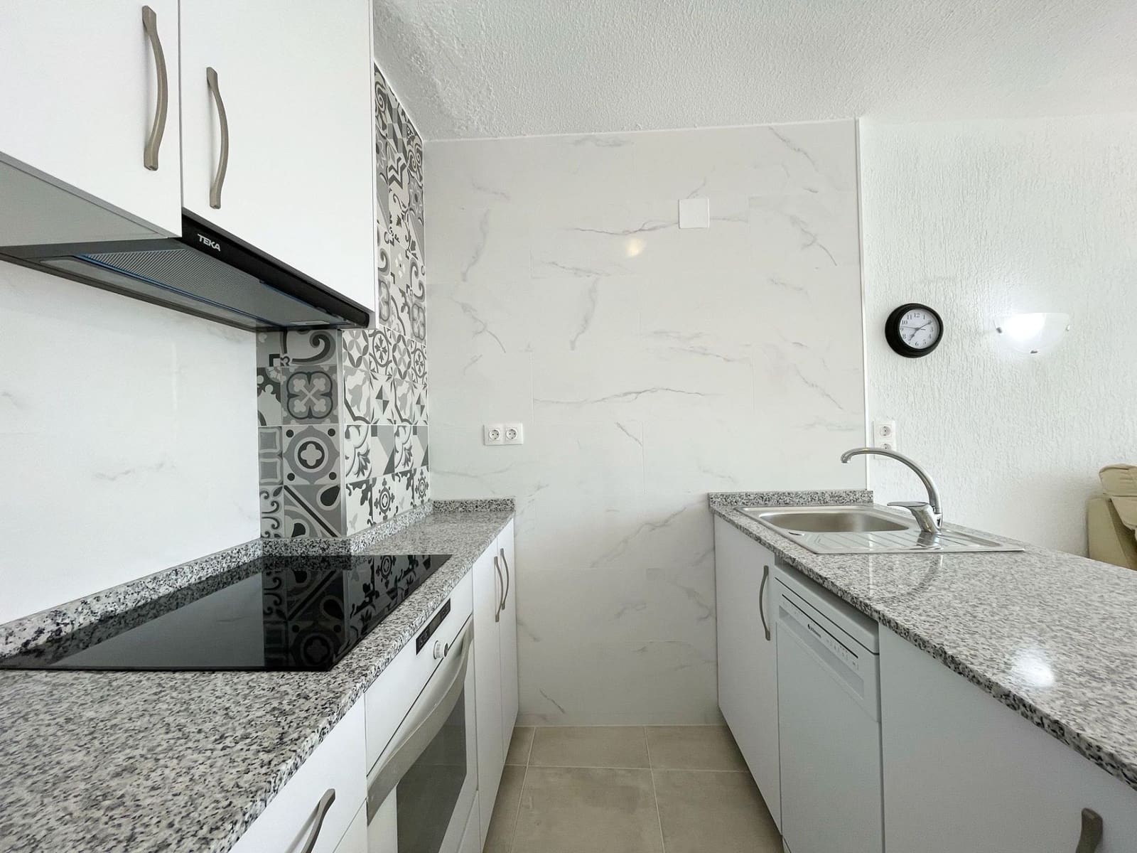 1 soveværelse Lejlighed til salg i Calpe / Calp - € 243.000 (Ref: 9844831)