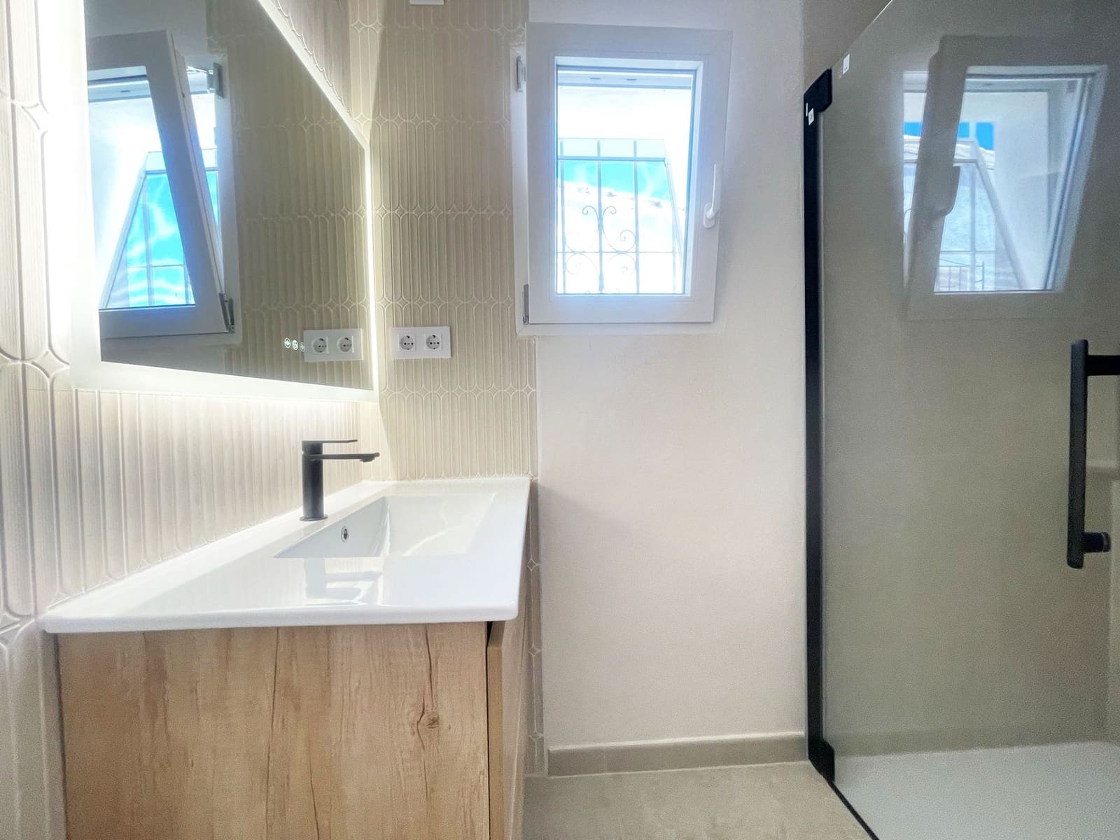 2 soverom Bungalow til salgs i Moraira med svømmebasseng garasje - € 349 900 (Ref: 9859086)