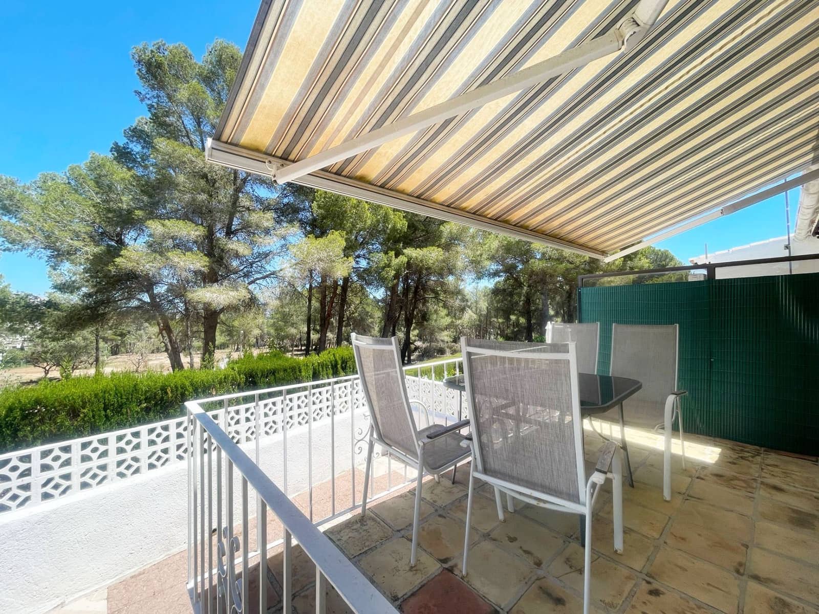 2 soverom Bungalow til salgs i Moraira med svømmebasseng garasje - € 349 900 (Ref: 9859086)