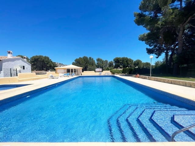 2 soverom Bungalow til salgs i Moraira, Teulada-Moraira med svømmebasseng garasje - € 349 900 (Ref: 9859086)
