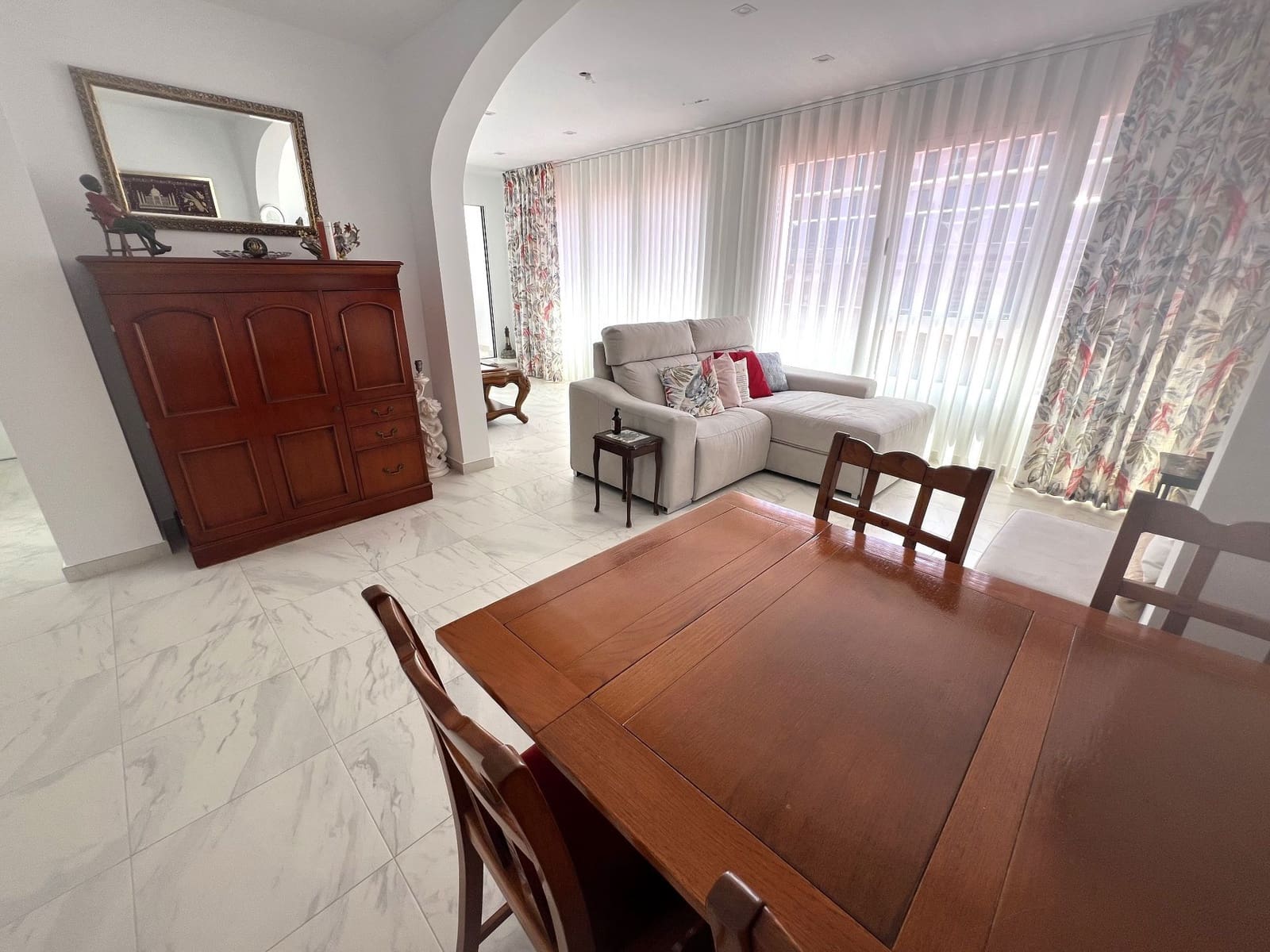 2 bedroom Apartment for sale in Calpe / Calp - € 330,000 (Ref: 9864029)
