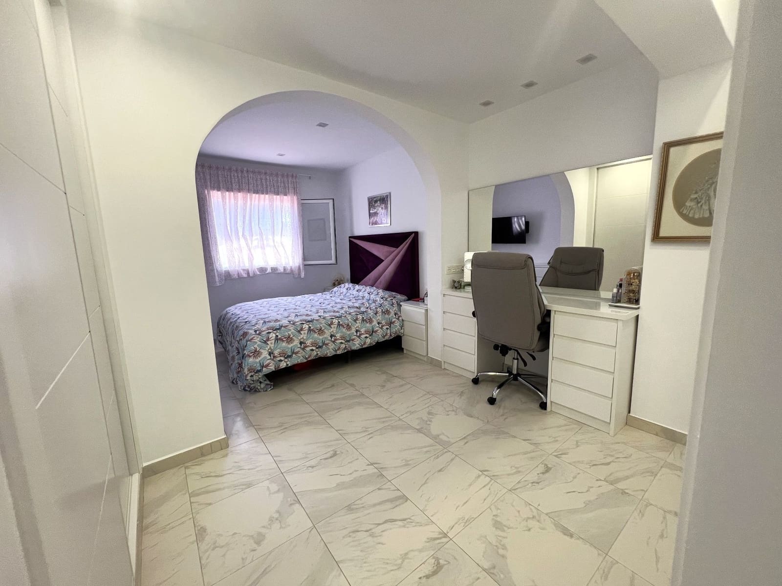 2 bedroom Apartment for sale in Calpe / Calp - € 330,000 (Ref: 9864029)
