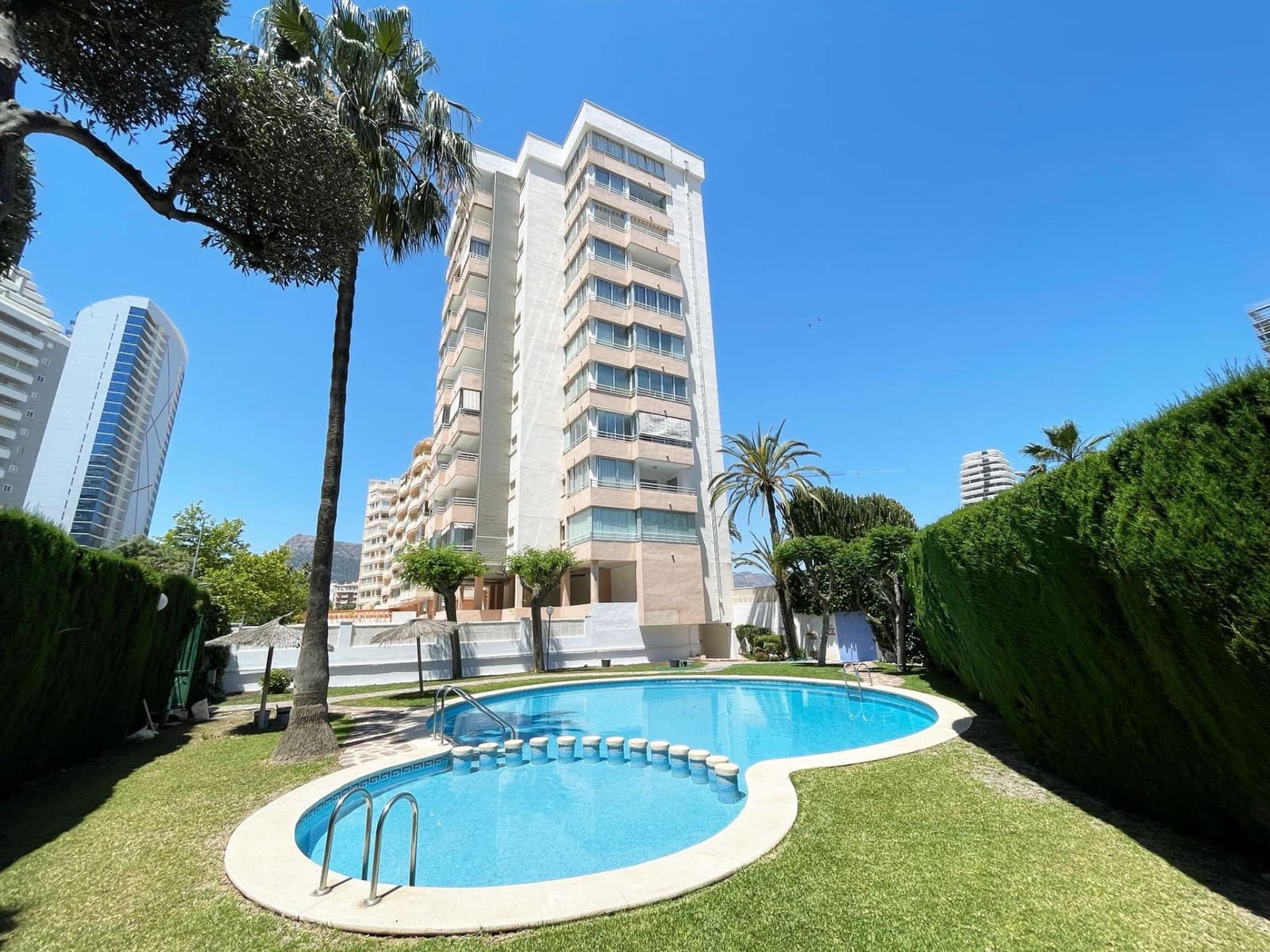 3 bedroom Apartment for sale in Calpe / Calp with pool garage - € 350,000 (Ref: 9868173)