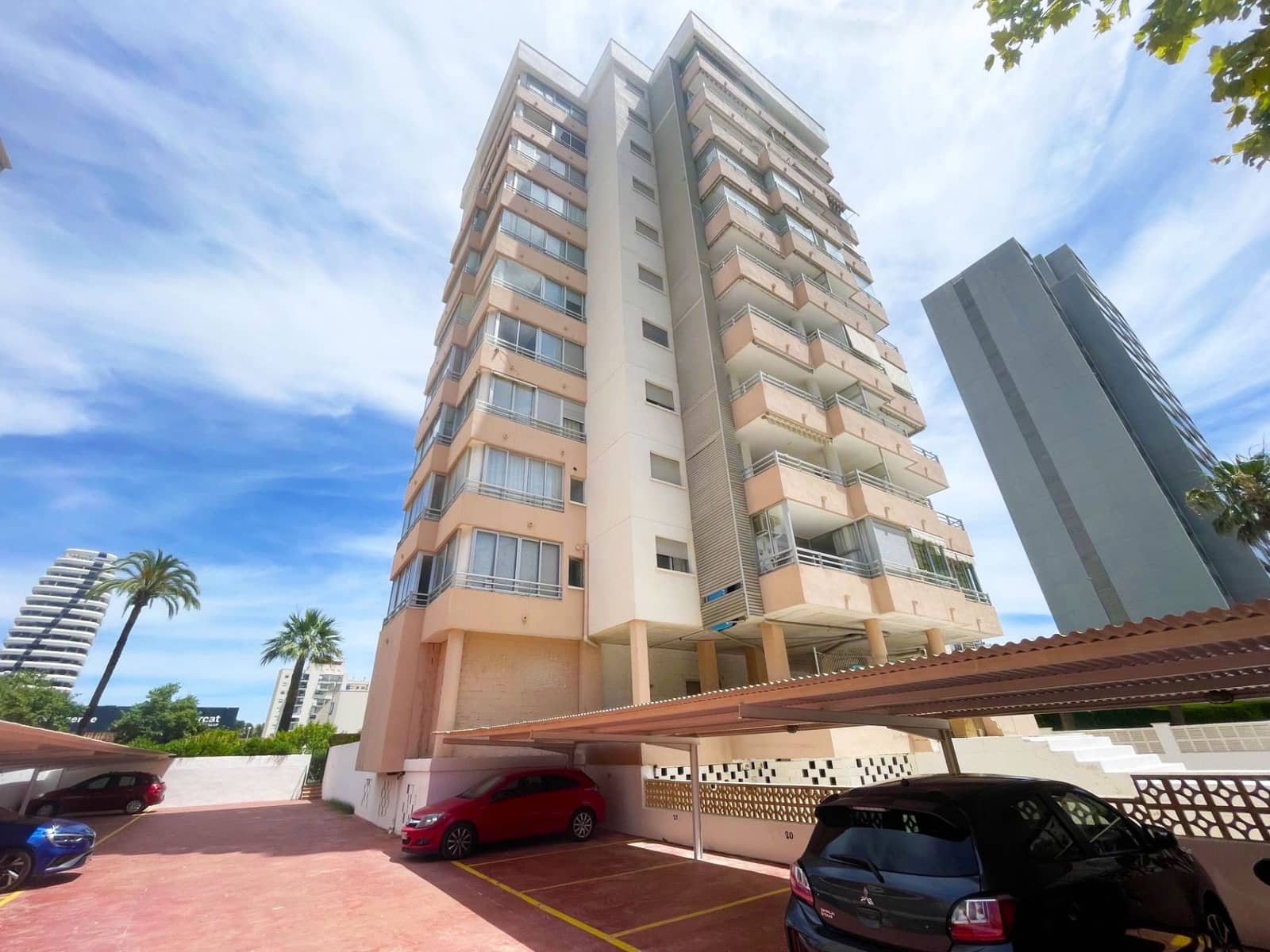 2 bedroom Apartment for sale in Calpe / Calp with pool garage - € 350,000 (Ref: 9868173)