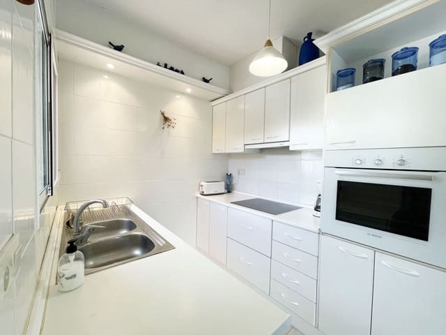 4 chambre Villa/Maison à vendre à Calpe / Calp avec piscine garage - 495 000 € (Ref: 9910021)