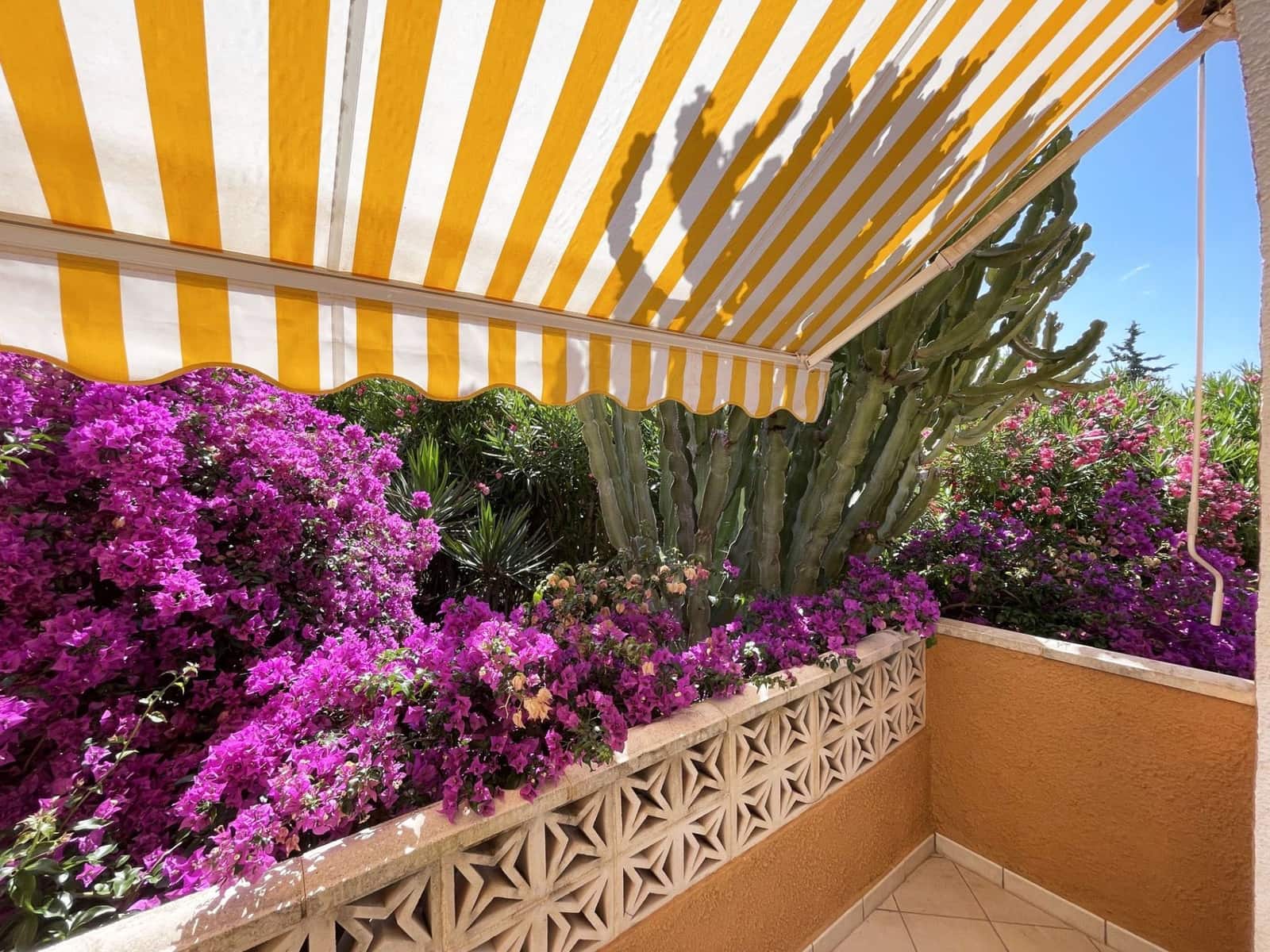 4 chambre Villa/Maison à vendre à Calpe / Calp avec piscine garage - 495 000 € (Ref: 9910021)