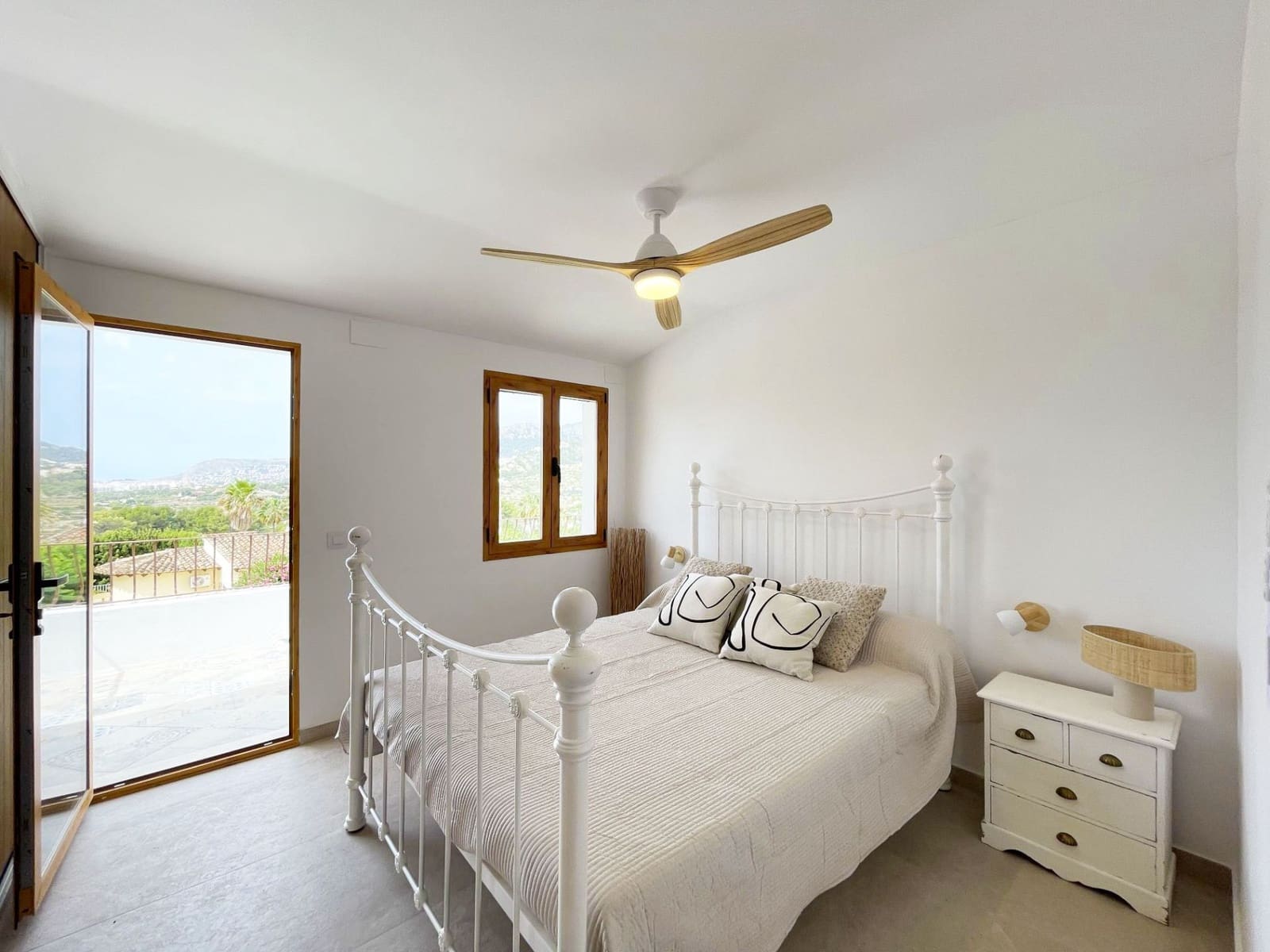 4 sovrum Villa till salu i Calpe / Calp med pool garage - 925 000 € (Ref: 9912501)