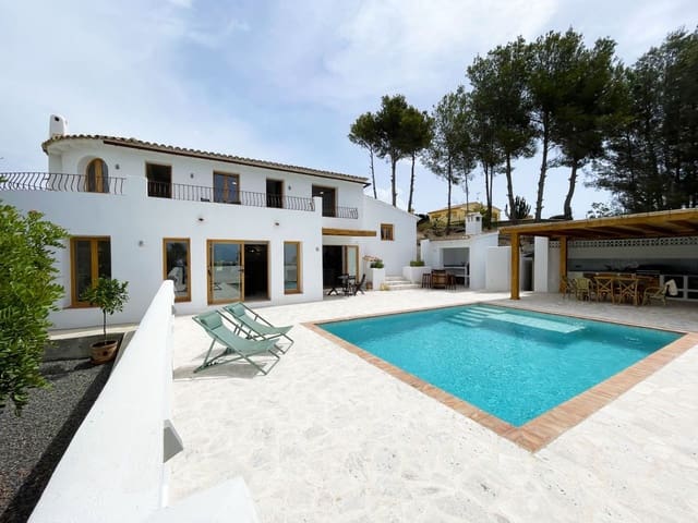 4 sovrum Villa till salu i Calpe / Calp med pool garage - 925 000 € (Ref: 9912501)