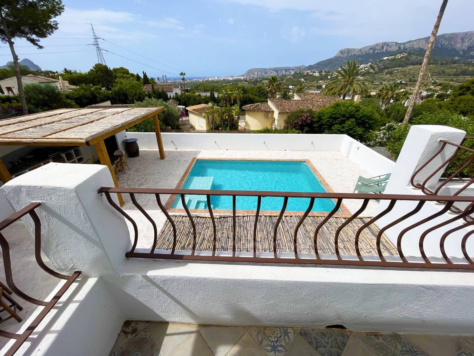 4 sovrum Villa till salu i Calpe / Calp med pool garage - 925 000 € (Ref: 9912501)