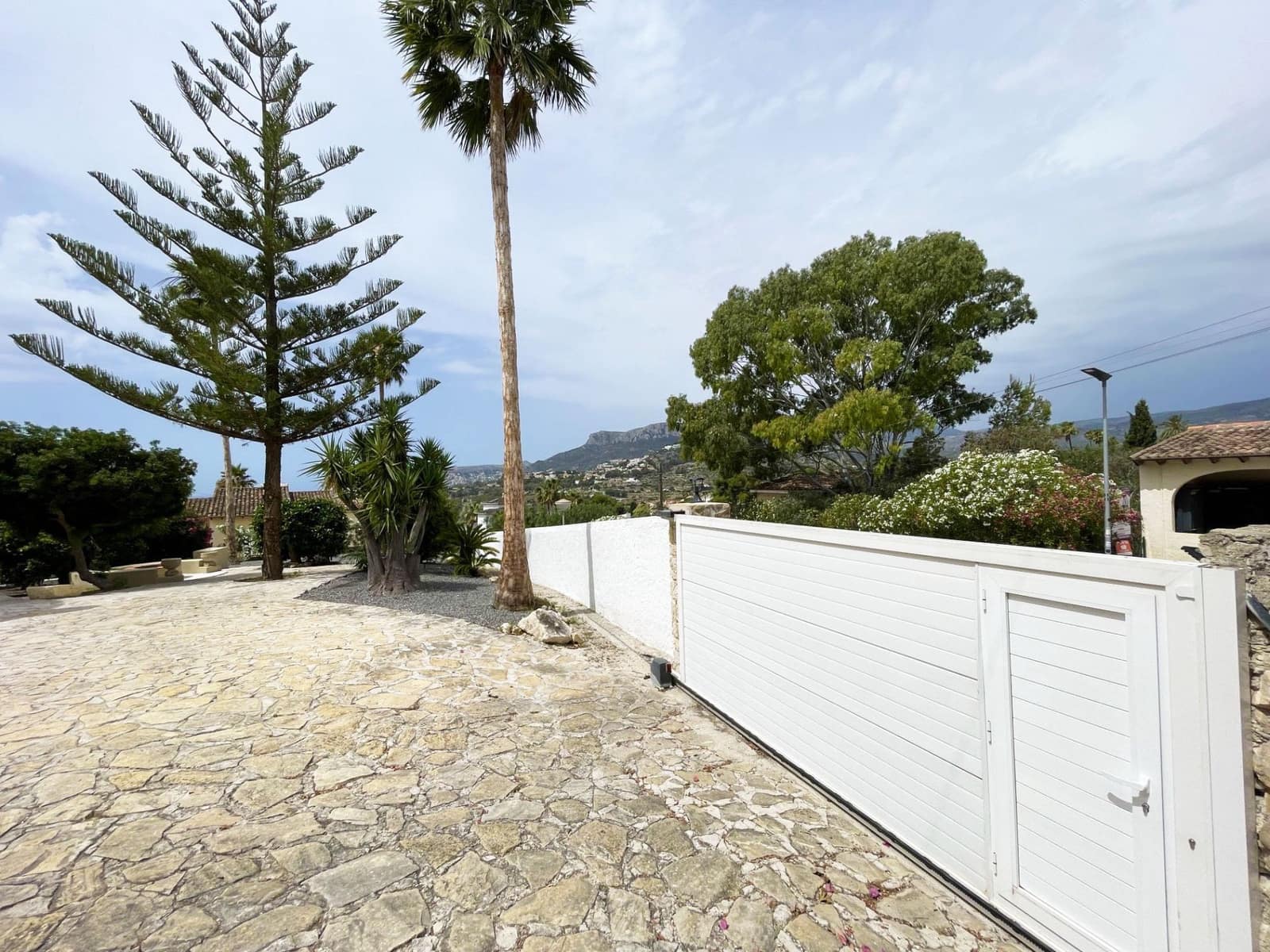 4 sovrum Villa till salu i Calpe / Calp med pool garage - 925 000 € (Ref: 9912501)