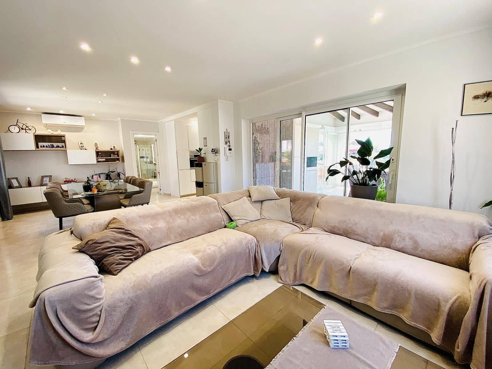 4 sypialnia Willa na sprzedaż w Calpe / Calp z garażem - 849 000 € (Ref: 9941715)