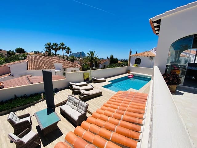 4 sypialnia Willa na sprzedaż w Calpe / Calp z garażem - 849 000 € (Ref: 9941715)