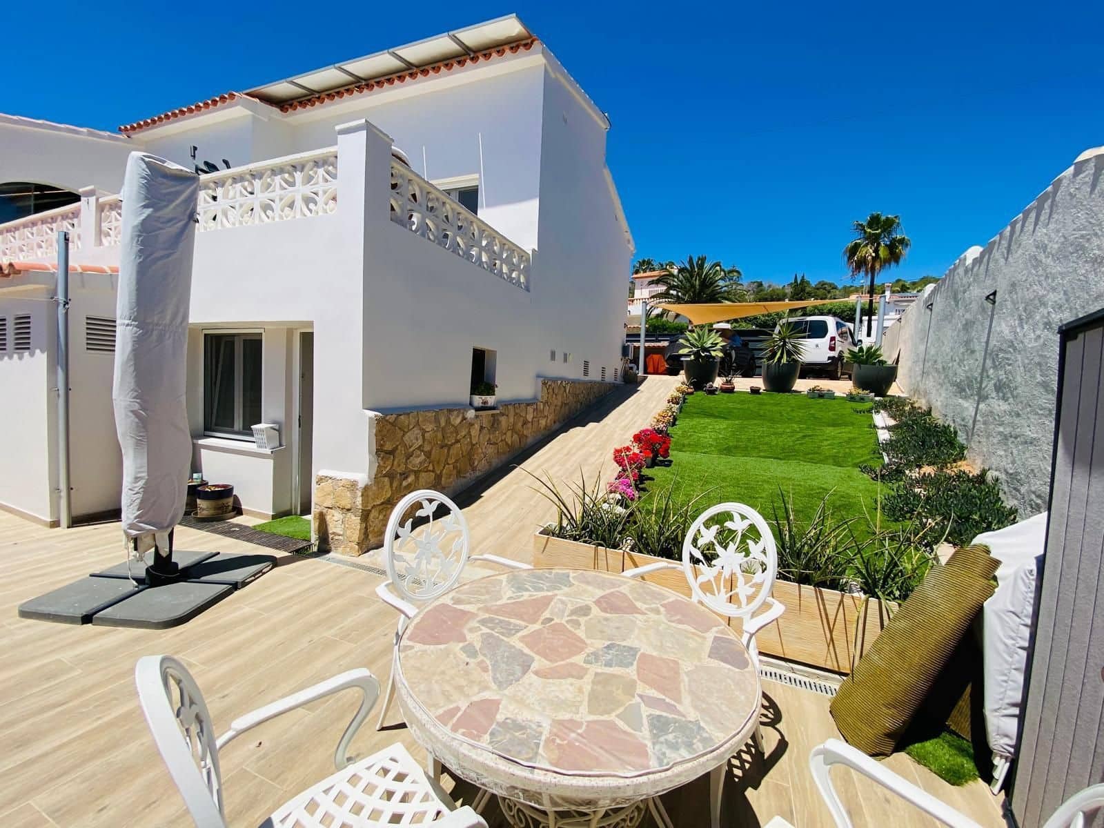 4 sypialnia Willa na sprzedaż w Calpe / Calp z garażem - 849 000 € (Ref: 9941715)