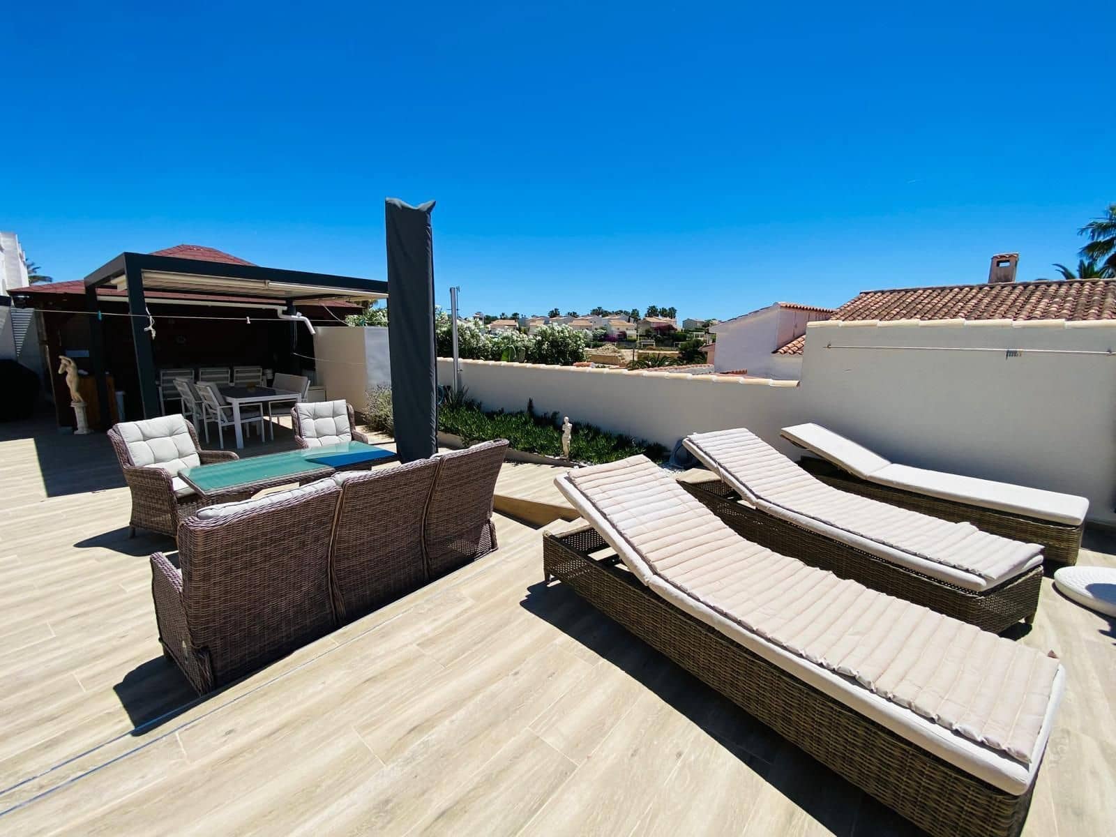 4 sypialnia Willa na sprzedaż w Calpe / Calp z garażem - 849 000 € (Ref: 9941715)