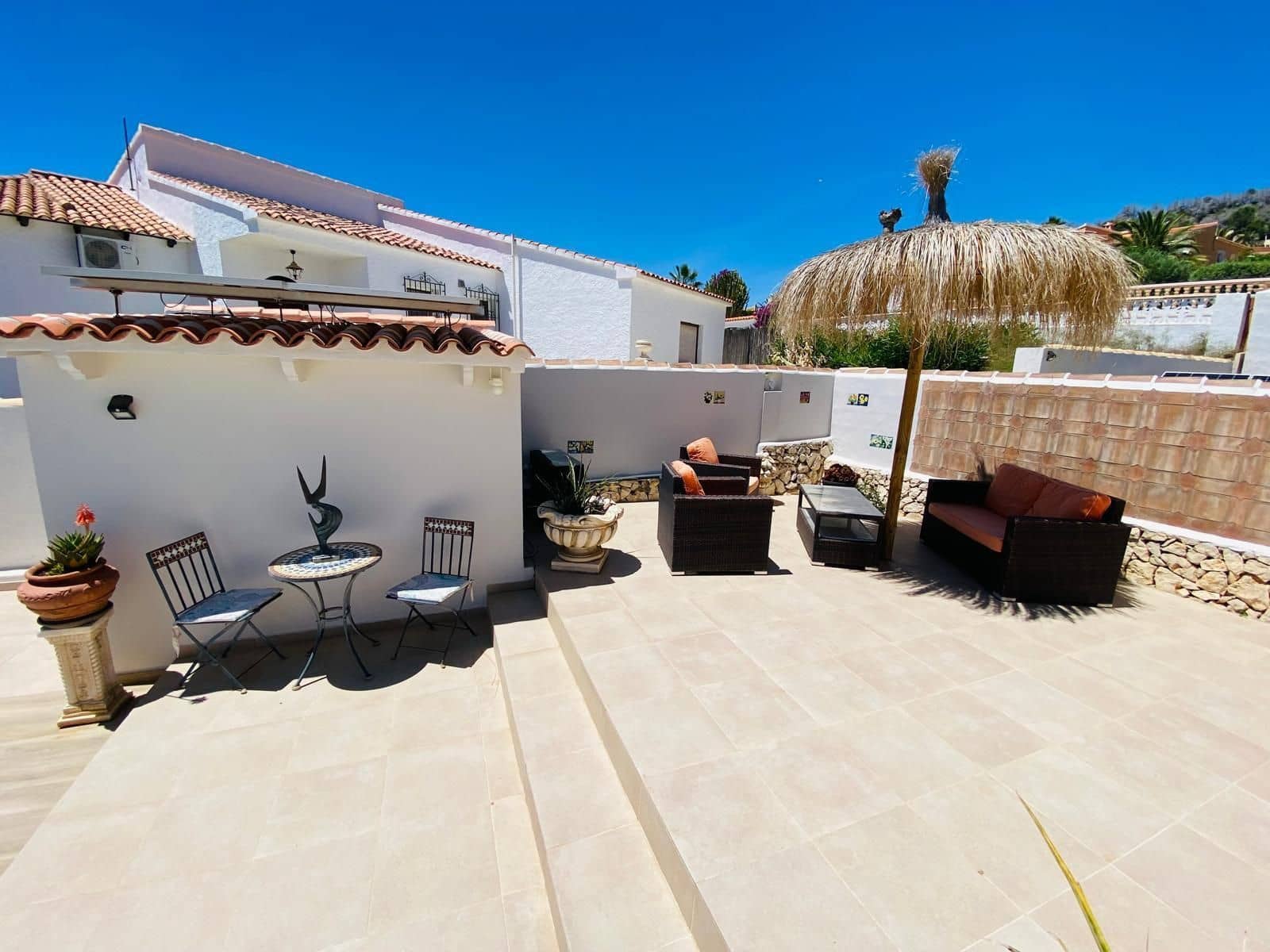 4 sypialnia Willa na sprzedaż w Calpe / Calp z garażem - 849 000 € (Ref: 9941715)