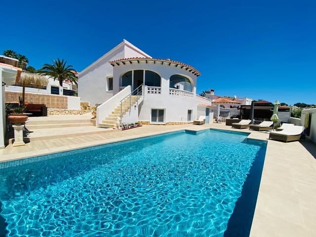 4 sypialnia Willa na sprzedaż w Calpe / Calp z garażem - 849 000 € (Ref: 9941715)