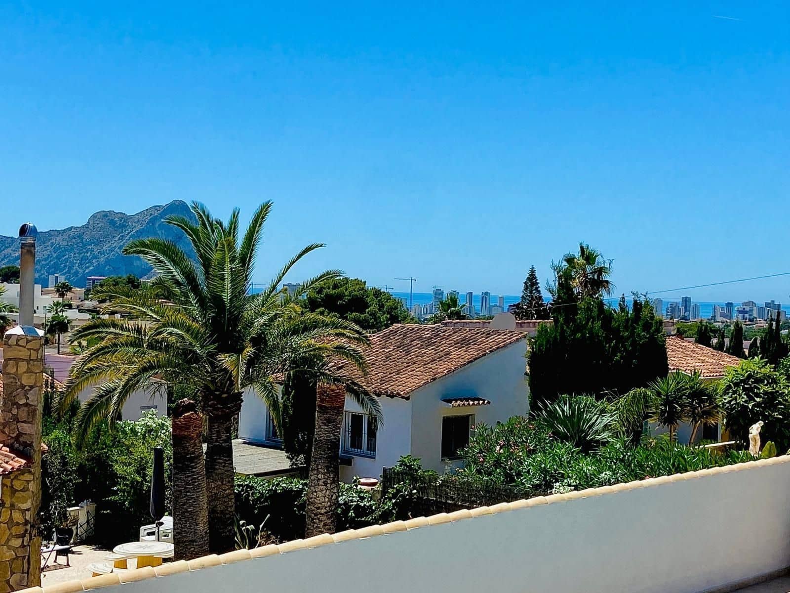 4 sypialnia Willa na sprzedaż w Calpe / Calp z garażem - 849 000 € (Ref: 9941715)