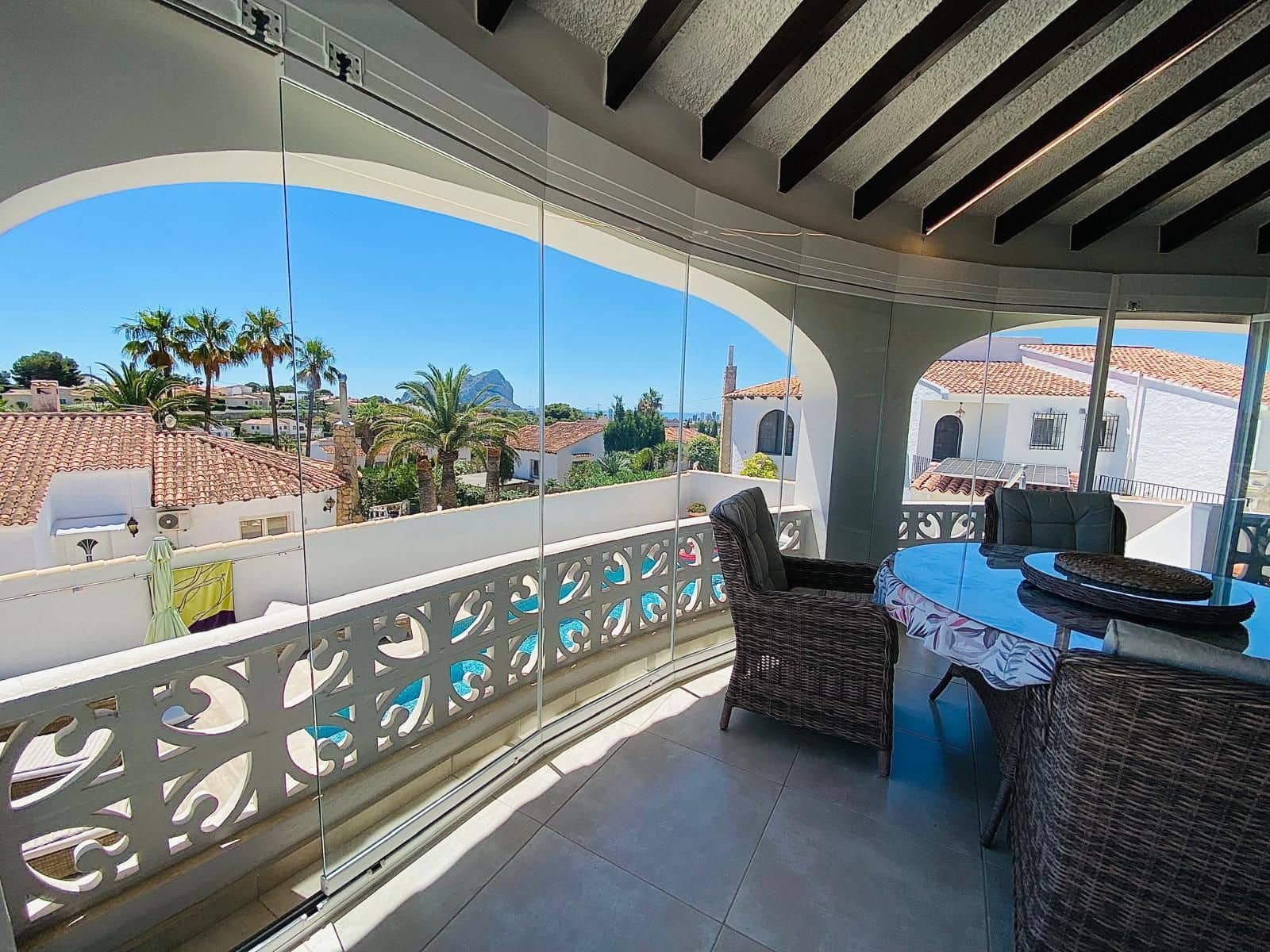 4 sypialnia Willa na sprzedaż w Calpe / Calp z garażem - 849 000 € (Ref: 9941715)