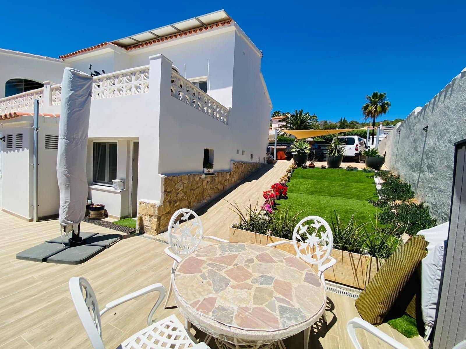 4 sypialnia Willa na sprzedaż w Calpe / Calp z garażem - 849 000 € (Ref: 9941715)